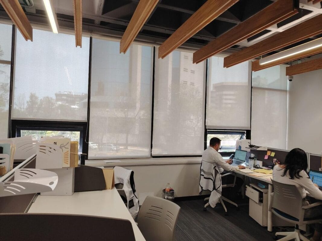 persiana para oficina