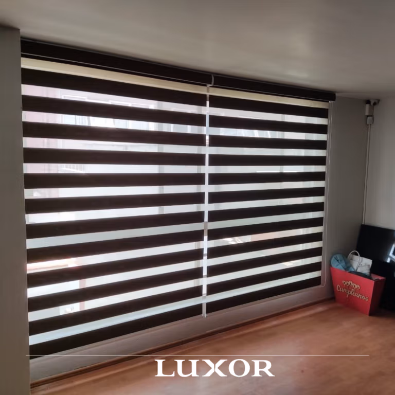 persianas sheer elegance Persianas sheer elegance tipo zebra con franjas negras de fabrica de Persianas Luxor en la CDMX