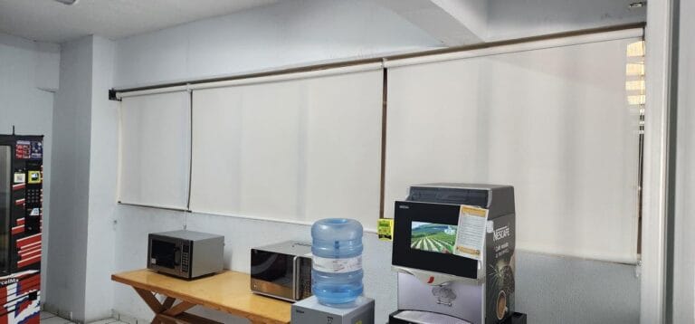Persianas para agencias aduanales y oficinas corporativas en CDMX